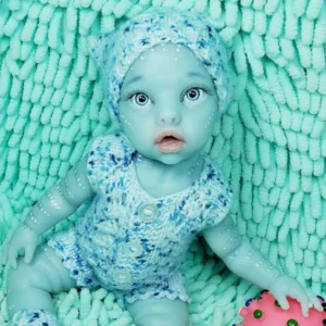 Realistic 28 cm silicone baby avatar for children and collectors